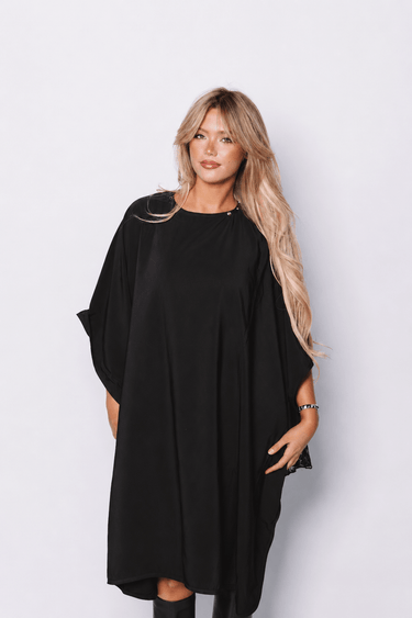 Black Premium Peachskin Cutting Cape